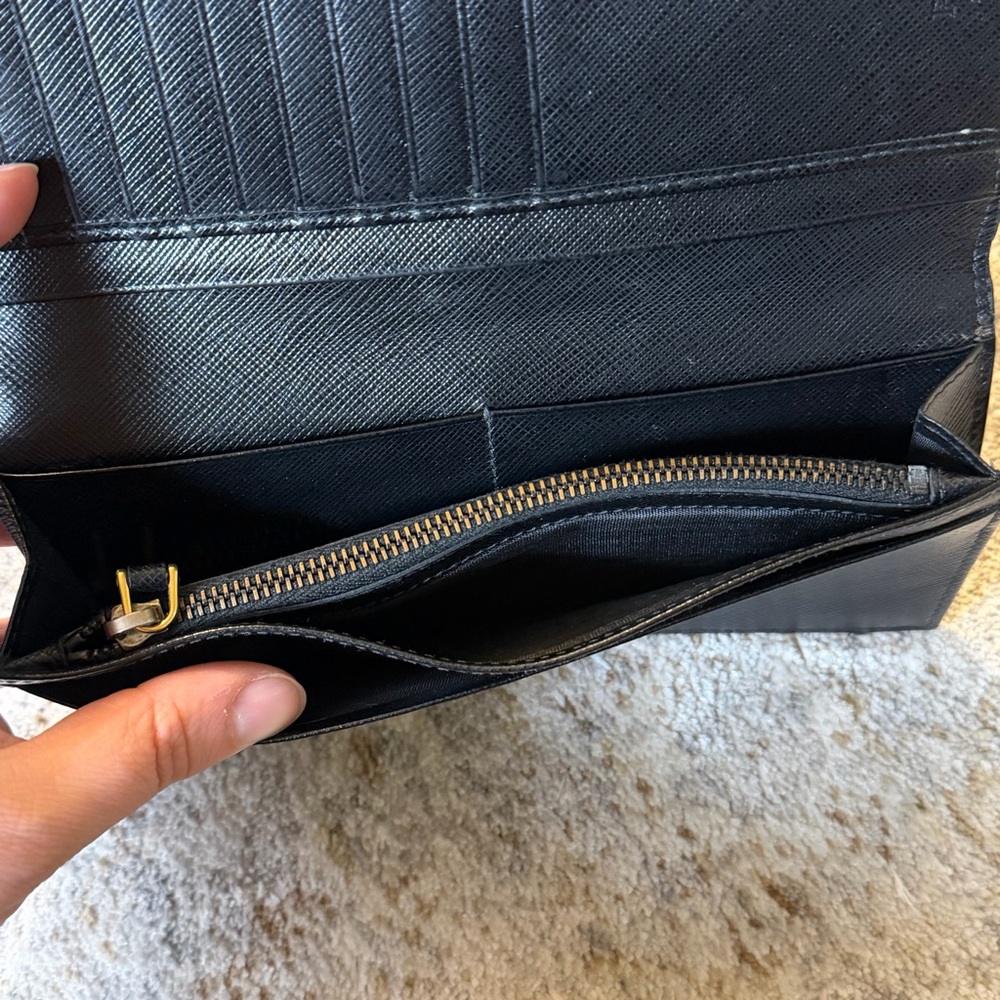 PRADA BLACK SAFFIANO LEATHER LONG WALLET - Picture 5 of 7